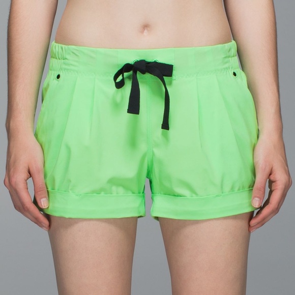lululemon athletica Pants - Lululemon Spring Break Away Shorts PIstachio